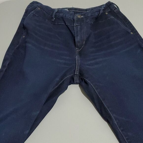Levi's 30x30 dark wash high rise flared jeans - Picture 6 of 6